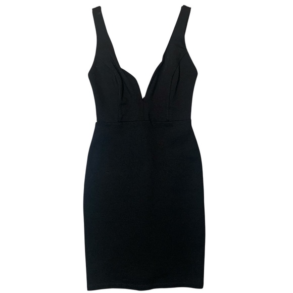 Lulus Dresses & Skirts - • Lulus v neck bodycon mini dress black xsmall